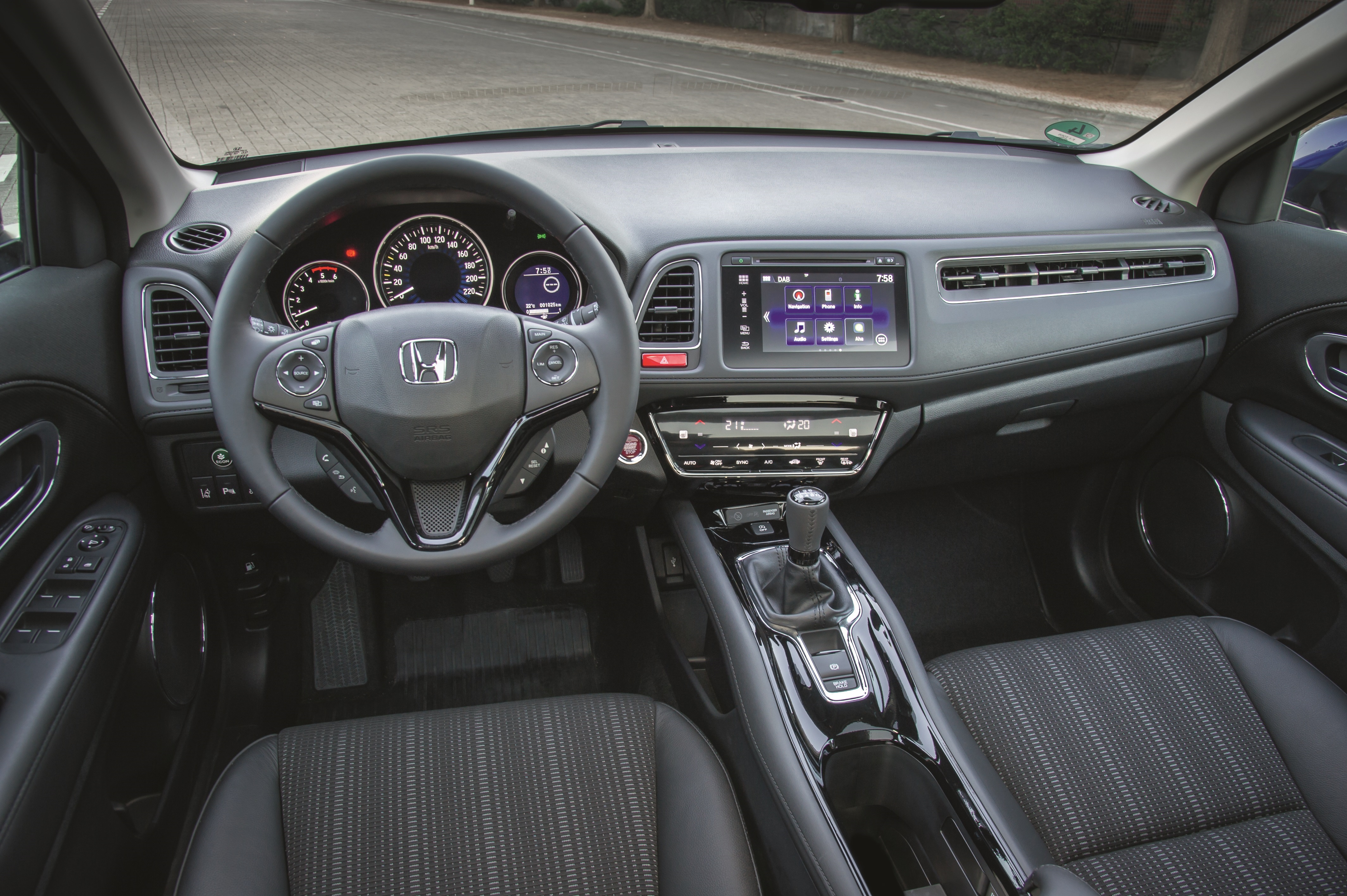 Honda HR-V Details (5)