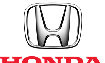 Ηλεκτρονική εφαρμογή της Honda για την αναζήτηση ανακλήσεων Η εταιρεία Αδελφοί Σαρακάκη Α.Ε.Β.Μ.Ε., Επίσημος Εισαγωγέας-Διανομέας της Honda στην Ελλάδα, δίνει τη δυνατότητα στους κατόχους αυτοκινήτων Honda να ελέγξουν αν το αυτοκίνητο τους έχει ανάκληση μέσω μίας νέας διαδυκτικής εφαρμογής. Πιο συγκεκριμένα οι ιδιοκτήτες Honda μπορούν να επισκεφθούν την ηλεκτρονιή διεύθυνση www.honda-cars.gr/vinnumber/, να πληκτρολογήσουν τον αριθμό πλαισίου του αυτοκινήτου τους και να ελέγξουν αν αυτό εμπίπτει σε οποιαδήποτε ανάκληση ασφαλείας του κατασκευαστή. Στην περίπτωση που το αυτοκίνητο θα πρέπει να ελεγχθεί ή και να επισκευαστεί, ο κάτοχος μπορεί να ενημερωθεί από την ίδια εφαρμογή για τον πλησιέστερο εξουσιοδοτημένο επισκευαστή Honda, προκειμένου να κλείσει ραντεβού και να προχωρήσει στην αποκτάση της ανάκλησης, φυσικά χωρίς καμία επιβάρυνση για τον κάτοχο του αυτοκινήτου. Η Honda δίνει ιδιαίτερη σημασία στην ποιότητα των αυτοκινήτων της αλλά και στην πρόληψη για την αποφυγή μελλοντικών προβλημάτων. Με τις ενέργειες ανάκλησης και σε συνδυασμό με τις ενέργειες της εισαγωγικής εταιρείας δημιουργείται το κατάλληλο περιβάλλον και εκείνες οι συνθήκες για την άψογη λειτουργία και ασφάλεια του αυτοκινήτου Honda.