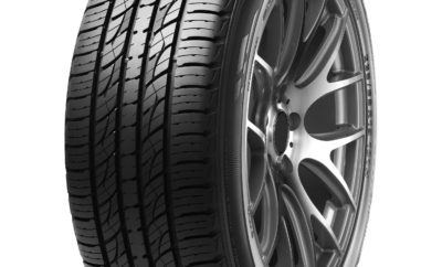 Η KUMHO TYRES κατέκτησε τη 2η θέση στο σύστημα αξιολόγησης Consumer Reports στην κατηγορία Ελαστικών All-Season για SUV και CUV Τη 2η θέση κατέκτησε η KUMHO TYRES στο σύστημα αξιολόγησης Consumer Reports στην κατηγορία Ελαστικών All-Season για SUV. Το νέο ελαστικό Crugen Premium KL33 είναι ευρέως γνωστό για την αθόρυβη, άνετη, εξαιρετική οδική συμπεριφορά και άριστα χαρακτηριστικά premium ελαστικού all-season που προσφέρει σε μοντέλα SUV και CUV (Crossover Utility Vehicle). Το Consumer Reports είναι ένας ανεξάρτητος, μη κερδοσκοπικός οργανισμός που συνεργάζεται με τους καταναλωτές για τη δημιουργία ενός πιο δίκαιου, ασφαλέστερου και πιο υγιούς κόσμου. Η ομάδα εμπειρογνωμόνων δοκίμασε εκτενώς το Crugen Premium KL33 για ένα χρόνο και επιλεκτικά πρότεινε την KUMHO TYRES υποστηρίζοντας την επιλογή της λεπτομερή ανάλυση. Το Consumer Reports εκτίμησε αποκλειστικά τη μεγαλύτερη διάρκεια ζωής πέλματος του Crugen Premium και την άριστη πρόσφυση στο κρύο, χάρη στην προηγμένη γόμα του που έχει σχεδιαστεί για να αποδίδει και να παραμένει ελαστική σε χαμηλότερες θερμοκρασίες. Οι ειδικοί εκθείασαν την τεχνολογία μείωσης θορύβων της KUMHO TYRES, καθώς βελτιστοποιεί τις συχνότητες θορύβου για μείωση των θορύβων από το δρόμο και τους κραδασμούς. «Τα τελευταία χρόνια, η δημοτικότητα των CUV έχει εκτοξευθεί στα ύψη» δήλωσε ο Harry Choi, CEO της KUMHO TYRES USA. «Η κατηγορία CUV είναι η ταχύτερα αυξανόμενη στην αγορά, καθώς συνδυάζει πολλά από τα πιο δημοφιλή χαρακτηριστικά των SUV με στοιχεία επιβατικού αυτοκινήτου. Το 2017, σύμφωνα με τα στοιχεία νέων ταξινομήσεων λιανικής μέχρι το Μάιο, τα οχήματα SUV & CUV συγκέντρωσαν το 48,01% στο σύνολο των νέων οχημάτων έναντι του 41,59% για τα sedan. Το ποσοστό αυτό έχει διπλασιαστεί από το 2007 και δείχνει ότι τα CUV ξεπερνούν πλέον τα sedan». Η KUMHO TYRES προέβλεψε την τάση της αγοράς CUV και παρήγαγε προϊοντικές σειρές CUV με μεγάλη γκάμα διαστάσεων που ικανοποιούν τις ανάγκες της αγοράς. Η KUMHO TYRES είναι πλήρως δεσμευμένη στη συνεχή εξέλιξη των προϊόντων και υπηρεσιών της, ενώ παράλληλα έχει την πεποίθηση ότι θα συνεχίσει να προσφέρει μία αθόρυβη και άνετη οδηγική εμπειρία με μοντέλα SUV & CUV. Στην Ελληνική αγορά η εταιρεία Αδελφοί Σαρακάκη Α.Ε.Β.Μ.Ε. έχει αναλάβει την εισαγωγή και διανομή των ελαστικών της εταιρείας KUMHO TYRES συνεχίζοντας την πετυχημένη πορεία της στον κλάδο των ελαστικών.