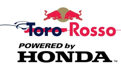 H Honda προμηθευτής κινητήρων F1 της Scuderia Toro Rosso ΤΟΚΥΟ, Ιαπωνία, 15 Σεπτεμβρίου 2017 – H Honda και η Scuderia Toro Rosso ανακοίνωσαν σήμερα την υπογραφή μεταξύ τους συμφωνίας για την προμήθεια κινητήριων συνόλων στο Παγκόσμιο Πρωτάθλημα Formula One της FIA* για τη σεζόν του 2018. Βάσει της συγκεκριμένης συμφωνίας, η Honda θα προμηθεύει κινητήρες στην εργοστασιακή ομάδα που θα συσταθεί με την Toro Rosso. * Fédération Internationale de l’Automobile, Διεθνής Ομοσπονδία Αυτοκινήτου  Takahiro Hachigo, Πρόεδρος & Διοικητικός Εκπρόσωπος της Honda Motor Co., Ltd. «H Toro Rosso είναι μία έμπειρη ομάδα με νεανική ενέργεια και με ιστορία ως εκκολαπτήριο μελλοντικών ταλέντων. Όλοι στη Honda ανυπομονούμε να συνεργαστούμε με την Toro Rosso και είμαστε ενθουσιασμένοι που ξεκινάμε αυτό το νέο κεφάλαιο στο ταξίδι μας στη Formula 1 μαζί της. Θα ήθελα να εκφράσω την εκτίμησή μου στην εταιρία Liberty Media και στην FIA για τη συμβολή τους στην υλοποίηση της συγκεκριμένης συνεργασίας. Η Honda και η Toro Rosso θα εργαστούν σαν μία ομάδα για να εξελιχθούν και για να έχουν ένα επιτυχημένο μέλλον μαζί. Επίσης, εκτιμούμε την υποστήριξη των οπαδών μας στο ξεκίνημα αυτής της προσπάθειας».  Franz Tost, Επικεφαλής Ομάδας της Scuderia Toro Rosso  «Όλοι στην ομάδα ανυπομονούμε να συνεργαστούμε με τη Honda. Από την εποχή που ο ιδρυτής της Soichiro Honda έβαλε τις μοτοσυκλέτες του στους αγώνες, αυτοί αποτελούν κεντρικό πυρήνα της φιλοσοφίας της εταιρίας. Είναι μία συναρπαστική πρόκληση και ελπίζω ότι και τα δύο μέρη θα αποκομίσουν καρπούς από την κοινή μας εξέλιξη. Η Honda έχει μακρά ιστορία στη Formula 1, η οποία ξεκινά από το 1964, όταν για πρώτη φορά μπήκε στο άθλημα με δική της ομάδα και έκτοτε έχει κατακτήσει πέντε Παγκόσμια Πρωταθλήματα Οδηγών και έξι Κατασκευαστών. Αυτή η κληρονομιά, σε συνδυασμό με την εμπιστοσύνη που νιώθουμε στις ικανότητες της Honda να πετύχει, με κάνουν να πιστεύω ακράδαντα ότι θα έχουμε ένα γόνιμο μέλλον μαζί». < Scuderia Toro Rosso > Έδρα: Φαέντσα, Ιταλία Εκπρόσωπος: Franz Tost Πρώτος αγώνας F1: 2006 Επίσημη ιστοσελίδα: http://www.scuderiatororosso.com/