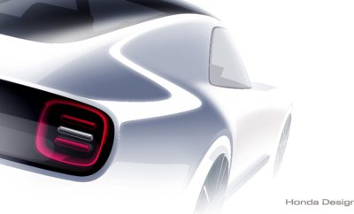 Αποκάλυψη του νέου Honda Sports EV Concept στην Έκθεση Αυτοκινήτου του Τόκιο • Η παγκόσμια πρεμιέρα του Sports EV Concept αποτελεί την αιχμή του δόρατος των εκθεμάτων του Τόκιο • Ιαπωνική παρουσίαση για τα Honda Urban EV Concept, Honda NeuV και το νέο CR-V • Ειδικό εκθεσιακό μοντέλο τιμά την επέτειο των 60 χρόνων και την παραγωγή 100 εκατομμυρίων μονάδων του θρυλικού Honda Super Cub Η Honda θα αποκαλύψει το νέο, ηλεκτρικό, σπορ πρωτότυπο Sports EV Concept στην Έκθεση Αυτοκινήτου του Τόκιο 2017 (25 Οκτωβρίου) που θα πλαισιώσει μία ευρεία οικογένεια προηγμένων οχημάτων παραγωγής και πρωτοτύπων, δύο και τεσσάρων τροχών. Ανάμεσα στα εκθέματα της Honda θα είναι το Urban EV Concept – που έτυχε εξαιρετικά θερμής υποδοχής στην Έκθεση Αυτοκινήτου της Φρανκφούρτης το Σεπτέμβριο – και μία σειρά εκδόσεων του μυθικού παπιού Super Cub, που γιορτάζει την επέτειο των 60 χρόνων του και την παραγωγή 100 εκατομμυρίων μονάδων από τότε που κυκλοφόρησε για πρώτη φορά. Οι επισκέπτες της έκθεσης θα έχουν επίσης την ευκαιρία να δουν το πρωτότυπο Honda NeuV, μία ενδιαφέρουσα πρόταση για προσωπική μετακίνηση και το νέο CR-V, θα οποία θα κάνουν το Ιαπωνικό ντεμπούτο τους. Sports EV Concept Εντυπωσιάζοντας με το πρωτότυπο σχήμα, τη φιλική φυσιογνωμία και την πλαστικότητα των εξωτερικών επιφανειών του, όλα σχεδιασμένα για να μπορούν να υποστηρίξουν οποιοδήποτε lifestyle, το Sports EV Concept θα κάνει την παγκόσμια πρεμιέρα του στο Τόκιο. Η ομάδα εξέλιξης σχεδίασε το σπορ ηλεκτρικό όχημα για να προσδώσει μία αίσθηση χαράς και συναισθηματικής αρμονίας στην οδήγηση - αποτέλεσμα ενός αποδοτικού συνδυασμού κινητήρα EV και τεχνολογίας AI σε ένα συμπαγές αμάξωμα. Urban EV Concept Μετά την ενθουσιώδη υποδοχή που του επεφύλαξε το κοινό στην παγκόσμια πρεμιέρα του στην Έκθεση Αυτοκινήτου της Φρανκφούρτης το Σεπτέμβριο, το Urban EV Concept ετοιμάζεται για την πρώτη του εμφάνιση στην Ιαπωνία. Σε συνάρτηση με μία νέα πλατφόρμα ηλεκτρικού οχήματος, η απλή σχεδίαση και οι συμπαγείς αναλογίες του είναι ιδανικές για οδήγηση στις σύγχρονες πόλεις. Μία διαφορετική εμπρός μάσκα προβάλλει την κατάσταση φόρτισης της μπαταρίας, συμβουλές οδήγησης και χαιρετίσματα σε πολλές γλώσσες, ενώ η καμπύλη οθόνη στο εσωτερικό μεταφέρει μία αίσθηση φιλικότητας με τον οδηγό σχεδιασμένη για να εμπνέει ένα συναισθηματικό δέσιμο. Η έκδοση παραγωγής αναμένεται στην Ευρώπη το 2019. Επέτειος και ορόσημα για ο Super Cub Γιορτάζοντας την επέτειο των 60 χρόνων και το ορόσημο παραγωγής των 100 εκατομμυρίων μονάδων από τότε που παρουσιάστηκε για πρώτη φορά, το εκθεσιακό περίπτερο της Honda θα περιλαμβάνει μία ολοκληρωμένη παρουσίαση της ιστορίας του Super Cub, την τρέχουσα σειρά του μοντέλου, ενώ θα προσφέρει και μία γεύση από το μέλλον. Στο πλαίσιο αυτό, θα αποκαλυφθεί το επετειακό μοντέλο παραγωγής των 100 εκατομμυρίων μονάδων του Super Cub 110 και ένα νέο Super Cub 125C. Το νέο CR-V Συνεχίζοντας την εξέλιξη της ξεχωριστής σχεδίασης ενός από τα παγκοσμίως πιο επιτυχημένα ονόματα SUV, η νέα, 5η γενιά CR-V θα κάνει επίσης την πρώτη της παρουσίαση στην Ιαπωνία κατά τη διάρκεια της Έκθεσης Αυτοκινήτου του Τόκιο. Το νέο μοντέλο περιλαμβάνει την εφαρμογή σε SUV της υβριδικής τεχνολογίας δύο μοτέρ της Honda – i-MMD (Intelligent Multi-Mode Drive). NeuV Το NeuV αποκαλύφθηκε για πρώτη φορά τον Ιανουάριο στο CES 2017 στο Las Vegas, λανσάροντας μία νέα φιλοσοφία ηλεκτροκίνησης για καθημερινές μετακινήσεις. Με την υποστήριξη του κινητήρα τεχνητής νοημοσύνης (AI) της μάρκας – Honda Automated Network Assistant– η λειτουργία αυτόνομης οδήγησης περιλαμβάνει σύστημα παρακολούθησης του οδηγού που αναγνωρίζει σημάδια κόπωσης από τις εκφράσεις του προσώπου και τον τόνο της φωνής, με σκοπό να κάνει την οδήγηση ασφαλέστερη. Το NeuV μαθαίνει για το lifestyle και τις προτιμήσεις του οδηγού με την πάροδο του χρόνου, ώστε να μπορεί να υποστηρίξει νέες διαδρομές και δραστηριότητες, πετυχαίνοντας μία φυσική σχέση μεταξύ οδηγού και μηχανής.