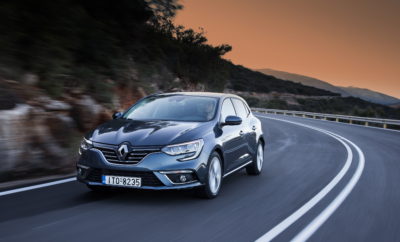 Τα Renault MEGANE και Renault KADJAR με νέες μειωμένες τιμές Τα Renault MEGANE και Renault KADJAR, δύο από τις πιο ολοκληρωμένες προτάσεις της μικρομεσαίας κατηγορίας, τώρα είναι διαθέσιμα με νέες, μειωμένες τιμές που προσφέρουν στον καταναλωτή όφελος έως και 4.910 ευρώ. Εκπροσωπώντας τη νέα σχεδιαστική φιλοσοφία της Renault, τα νέα MEGANE και KADJAR ξεχωρίζουν για τον δυναμικό χαρακτήρα, τα υψηλά επίπεδα άνεσης και οδηγικής απόλαυσης, καθώς και το πλήθος συστημάτων προηγμένης τεχνολογίας που χρησιμοποιούν. Παράλληλα χάρη στους αποδοτικούς turbo κινητήρες βενζίνης και Diesel της Renault πετυχαίνουν να προσφέρουν υψηλές επιδόσεις με εξαιρετικά χαμηλά επίπεδα κατανάλωσης καυσίμου και ρύπων. Παράλληλα με τα παραπάνω προϊοντικά πλεονεκτήματα των δύο μοντέλων, τώρα η TEOREN MOTORS προσφέρει τα δύο μοντέλα με νέες, μειωμένες τιμές, βελτιώνοντας περαιτέρω το value for money για τον καταναλωτή. Το όφελος αγγίζει τα 4.910 ευρώ, ενώ οι αρχικές τιμές πώλησης των μοντέλων διαμορφώνονται στις 16.390 ευρώ για το MEGANE και στις 19.490 ευρώ για το KADJAR. Ταυτόχρονα με τις νέες μειωμένες τιμές των δύο μοντέλων, η TEOREN MOTORS, για περιορισμένο αριθμό MEGANE και KADJAR, προσφέρει και τη δυνατότητα χρηματοδότησης με εξαιρετικά χαμηλό επιτόκιο, από μόλις 3,9%. Για περισσότερες πληροφορίες τόσο για τα MEGANE και KADJAR, όσο και για το σύνολο της γκάμας Renault -για την οποία επίσης ισχύουν ειδικές προσφορές- το αγοραστικό κοινό μπορεί να απευθύνεται στο Εξουσιοδοτημένο Δίκτυο Διανομέων Renault (www.renault.com.gr/dealerlocatorTool.html).
