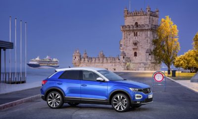 Η Volkswagen με το νέο T-Roc προσθέτει δυναμισμό στην κατηγορία των compact SUV. Το T-Roc είναι ένα crossover που συνδυάζει φαινομενικά αντιφατικά χαρακτηριστικά: επιδόσεις και άνεση, συναίσθημα και ορθολογισμό, lifestyle της πόλης και πολύπλευρη προσωπικότητα που πάει παντού. Αυτές οι διαφορετικές παράμετροι ενώνονται σε μια νέα αντίληψη για την κατηγορία – ένα σπορ αυτοκίνητο-εργαλείο που μόνο ο εφευρέτης του GTI θα μπορούσε να επινοήσει. Χαρισματικό SUV. Το T-Roc ξεχωρίζει. Διαθέσιμο είτε με μπροστινή κίνηση είτε με τετρακίνηση (και με το διακόπτη 4MOTION Active Control ως στάνταρ) – το οποίο συνδυάζει την επιβλητικότητα ενός SUV με τη σβελτάδα ενός μικρού σπορ μοντέλου. Ένα αυτοκίνητο που αισθάνεται σαν στο σπίτι του τόσο στην πόλη όσο και στα μακρινά ταξίδια. Εξωτερικά, οι compact διαστάσεις και η πρωτοποριακή σχεδίαση συνδυάζονται με 11 εξωτερικούς χρωματισμούς, 3 χρώματα οροφής και ένα σύνολο 24 χρωματικών συνδυασμών. Εσωτερικά, το επαναστατικό ντιζάιν συνυπάρχει με την υψηλή λειτουργικότητα. Το T-Roc είναι ένα πενταθέσιο αυτοκίνητο με αποθηκευτικό χώρο 445 λίτρων (τον μεγαλύτερο στην κατηγορία του), επτά διαφορετικούς χρωματικούς συνδυασμούς και ένα πιλοτήριο που προσφέρει μεγάλο εύρος ψηφιοποίησης και συνδεσιμότητας. Κι αυτό γιατί είναι το πρώτο SUV στην κατηγορία του που προσφέρει προαιρετικά ψηφιακά όργανα χάρη στο νέας γενιάς ψηφιακό πίνακα Active Info Display. Μαζί με τα συστήματα ενημέρωσης/ψυχαγωγίας, προσφέρει νέες δυνατότητες ψηφιακών απεικονίσεων και ελέγχου. Αυτό ταιριάζει απόλυτα με τις εφαρμογές και τις διαδικτυακές υπηρεσίες κινητής τηλεφωνίας του Volkswagen Car-Net. Έξι ισχυροί κινητήρες τούρμπο. Αρχικά διαθέσιμα δύο μοντέλα βενζίνης (TSI με 85 kW / 115 PS και 140 kW / 190 PS) και ένα ντίζελ (TDI με 110 kW / 150 PS). Θα ακολουθήσουν άμεσα δύο ακόμη μοντέλα TDI και ένα μοντέλο TSI. Και οι έξι κινητήρες έχουν στροβιλοσυμπιεστή [τούρμπο] και άμεσο ψεκασμό καυσίμου. Μια λειτουργία παραμετροποίησης, η οποία περιλαμβάνεται ως στάνταρ, μπορεί να χρησιμοποιηθεί για να αποθηκεύονται οι ρυθμίσεις των συστημάτων υποστήριξης, άνεσης και ενημέρωσης/ψυχαγωγίας. Οι ρυθμίσεις αυτές ανακαλούνται μέσω του κλειδιού του οχήματος και χρησιμοποιούνται για την προσαρμογή του αυτοκινήτου στις ανάγκες και προτιμήσεις του οδηγού. Η σειρά των SUV της Volkswagen. «Το T-Roc βάζει ψηλά τον πήχη στη ραγδαία αναπτυσσόμενη κατηγορία των compact SUV», αναφέρει ο Δρ. Χέρμπερτ Ντίς (Herbert Dies), Πρόεδρος του Διοικητικού Συμβουλίου της Volkswagen. Και συνεχίζει: «Με τη λειτουργικότητά του, το δυναμικό χειρισμό και την τεχνολογία του, το Τ-Roc συμπυκνώνει όλα τα θετικά χαρακτηριστικά και θα δώσει περαιτέρω ώθηση στην πετυχημένη πορεία των SUV μας.» Το πράσινο φως για τη σημαντική επέκταση της σειράς των SUV δόθηκε το 2016, όταν έκανε το ντεμπούτο της η δεύτερη γενιά του Tiguan. Το νέο Tiguan Allspace πρόκειται επίσης να μπει πολύ δυναμικά στην αγορά – είναι μια επέκταση του Tiguan με χώρο για επτά επιβάτες. Ένας άλλος σημαντικός σταθμός στην πορεία των μεγαλύτερων SUV στην ιστορία της Volkswagen θα ακολουθήσει το 2018 με την παγκόσμια πρεμιέρα της επόμενης γενιάς Touareg. Η Volkswagen θα επεκτείνει επίσης τη γκάμα της στο άλλο άκρο του φάσματος των SUV με το μικρότερο T-Cross, που τοποθετείται αμέσως κάτω από το T-Roc. Ένα άλλο μοντέλο που παρουσιάζει μηδενικούς ρύπους κατά τη λειτουργία του, πρόκειται να κυκλοφορήσει το 2018 ως μέλος της σειράς των SUV: το I.D. CROZZ. Είναι το πρώτο αμιγώς ηλεκτροκίνητο SUV της Volkswagen και προγραμματίζεται να κυκλοφορήσει το 2020. Τέσσερα γράμματα, μια σημασία. Το όνομα του T-Roc είναι πλέον αναγνωρίσιμο διεθνώς και αντιπροσωπεύει μια γέφυρα ανάμεσα σε δύο κόσμους στον χώρο της οδήγησης. Ο Δρ. Φράνκ Γουέλς (Frank Welsch), μέλος του Διοικητικού Συμβουλίου της Volkswagen, υπεύθυνος για τον Τομέα Εξέλιξης λέει: «Το “Τ” στο ονομα του T-Roc αναφέρεται στους δύο προάγγελούς του, το Tiguan και το Tοuareg, των οποίων το DNA και τα θετικά χαρακτηριστικά έχουν μεταφερθεί στο νέο μοντέλο – η υψηλή θέση των καθισμάτων, το στιβαρό αμάξωμα, το ρωμαλέο σύστημα κύλισης-ανάρτησης και η τετρακίνηση, η οποία συμπεριλαμβάνεται ως στάνταρ στους μεγαλύτερους κινητήρες. Το Roc στο όνομα προήλθε από το αγγλικό rock [=κουνάω/βράχος/μουσική ροκ], που καταδεικνύει τη θέση του T-Roc ως crossover [=διασταύρωση] το οποίο συνδυάζει την επιβλητικότητα ενός SUV με τη σβελτάδα ενός hatchback. Το T-Roc πραγματικά «ροκάρει» την κατηγορία - μερικές φορές πολύ δυνατά και άλλες πιο διακριτικά, ανάλογα με τον προαιρετικό εξοπλισμό και το χρωματικό συνδυασμό που επιλέγεται. Είναι ένα νέο Volkswagen που οδηγεί την εταιρεία στην επόμενη δεκαετία της αυτοκίνησης.» Τα μικρά SUV είναι η νέα τάση στο χώρο του αυτοκινήτου. Το T-Roc θα κυκλοφορήσει σε όλες σχεδόν τις σημαντικές αγορές παγκοσμίως. Για τις ευρωπαϊκές αγορές, το νέο SUV θα παράγεται στο εργοστάσιο του Σετουμπάλ στην Πορτογαλία (κοντά στη Λισσαβώνα). Ο Γιούργκεν Στάκμαν (Jürgen Stackmann), μέλος του Διοικητικού Συμβουλίου των Επιβατικών Αυτοκινήτων της Volkswagen, Υπεύθυνος Πωλήσεων, Μάρκετινγκ και Υπηρεσιών Εξυπηρέτησης μετά την Πώληση, σχολιάζει σχετικά: «Το 80% σχεδόν των compact SUV πωλούνται αυτή τη στιγμή στην Ευρώπη και την Κίνα. Αυτός ο τύπος SUV κερδίζει επίσης έδαφος στη Βραζιλία, στην Ινδία, στη Ρωσία και στις ΗΠΑ. Πιστεύουμε πως τα επόμενα δέκα χρόνια ο όγκος των ετήσιων παγκόσμιων πωλήσεων αυτών των compact SUV θα ανέλθει από τα 6,4 εκατομμύρια αυτοκίνητα, σήμερα, στα περίπου 10,6 εκατομμύρια.» Αυτά τα SUV είναι τόσο επιτυχημένα γιατί έχουν μια πολύ δυναμική παρουσία, ένα υψηλό επίπεδο λειτουργικότητας και υπερυψωμένες θέσεις επιβατών ενώ την ίδια στιγμή διατηρούν τις μικρές εξωτερικές διαστάσεις τους. Στο T-Roc, οι θέσεις του οδηγού και του συνοδηγού είναι 57,2 εκατοστά πάνω από τον δρόμο, ενώ για τους πίσω επιβάτες είναι 61,8 εκατοστά. Το νέο Volkswagen ικανοποιεί ιδανικά τις ανάγκες των οδηγών που βρίσκονται συχνά στους δρόμους των αστικών περιοχών. Για παράδειγμα, το T-Roc απευθύνεται τόσο σε εργένηδες ή ελεύθερους που απολαμβάνουν πολλές δραστηριότητες μέσα από ένα ενεργό lifestyle, όσο και στις οικογένειες που εκτιμούν την πολυχρηστικότητά του και σε ζευγάρια των οποίων τα παιδιά έχουν ήδη ανεξαρτητοποιηθεί. Αυτές οι κατηγορίες αγοραστών θέλουν όλες ένα SUV που να είναι συμβατό με τον κόσμο της πόλης, να είναι απολαυστικό στην οδήγηση του κάθε χιλιομέτρου, και του οποίου η σχεδίαση να είναι γεμάτη αυτοπεποίθηση και στυλ. Το T-Roc ικανοποιεί αυτές τις ανάγκες με την εξαιρετική του άνεση, τις υπερυψωμένες θέσεις επιβατών, τα καινοτόμα συστήματα ασφαλείας, το ευέλικτο εσωτερικό του, την υψηλή αξιοπιστία του και το μοναδικό σχεδιαστικό DNA του. Το νέο T-Roc διευρύνει τα όρια της κατηγορίας του και προχωράει ακόμη παραπέρα για να γίνει ο σύγχρονος σύντροφος στον κόσμο της πόλης, ο οποίος θα ανταπεξέλθει ταυτόχρονα και σε μια σαββατοκυριακάτικη οικογενειακή εκδρομή. Πρωτοποριακή εξωτερική σχεδίαση Το νέο DNA των SUV της Volkswagen. Η σχεδίαση του T-Roc ακολουθεί τη νέα εκφραστική αντίληψη που φέρουν στο DNA τους τα άλλα παρόμοια μοντέλα, όπως το Tiguan, και το Tiguan Allspace. Εναρμονίζει τα αυθεντικά off-road στοιχεία με το δυναμισμό και το αστικό στυλ. Ουσιαστικά, η σχεδίαση κάθε νέου SUV της Volkswagen θα εκφράζεται με βάση αυτό το DNA. Όλα τα μοντέλα SUV χαρακτηρίζονται από μια ιδιαίτερη σχεδίαση, ξεκάθαρα συνδεμένη με το ύφος της κατηγορίας. Αυτό αντανακλάται τέλεια στο T-Roc. Συναρπάζει με την πρωτοπόρο του σχεδίαση που χαράζεται αμέσως στον νου ως «το T-Roc». Ταυτόχρονα, ωστόσο, παραμένει ξεκάθαρα ένα Volkswagen. Ο Κλάους Μπίσοφ (Klaus Bischoff), Επικεφαλής Σχεδιασμού της Volkswagen, λέει: «Με το T-Roc, η Volkswagen κατασκεύασε ένα ακόμα αυθεντικό SUV. Το αυτοκίνητο αυτό επιβάλλει την κυριαρχία του μέσα από το design του. Ταυτόχρονα, με την κυκλοφορία αυτού του crossover φέρνουμε στους δρόμους ένα πολύ εκφραστικό και τολμηρό ντιζάιν. Αυτός ο συγκινησιακός παράγοντας το κάνει αξιαγάπητο. Ως εκ τούτου, το T-Roc είναι ιδανικό τόσο για την πόλη όσο και για μεγάλες περιπέτειες.» Σπορ στυλ. Οπτικά και τεχνικά, το crossover αυτό προσθέτει μια ισχυρή δόση δυναμισμού στην κατηγορία των μικρομεσαίων αυτοκινήτων. Λέει ξανά ο Klaus Bischoff: «Για μένα, το T-Roc είναι ένα σημαντικό compact SUV, γιατί εμπλουτίζει την κατηγορία με ένα εντελώς μοναδικό και σπορ στυλ.» Ευρυχωρία στο εσωτερικό με εκτεταμένη ψηφιοποίηση Εξοπλιστικό πακέτο και εργονομία θέτουν νέα πρότυπα. Η μορφή και η λειτουργία του εσωτερικού του T-Roc έχουν επανακαθοριστεί για την ψηφιακή εποχή. Χαρακτηριστική της σχεδιαστικής αντίληψης είναι η έμφαση που έχει δοθεί στην ενοποίηση των όλο και περισσότερο ψηφιοποιημένων απεικονίσεων και οργάνων ελέγχου. Για παράδειγμα, το T-Roc μπορεί να παραγγελθεί με τη νέα γενιά του Active Info Display (πλήρως ψηφιακά όργανα) ως επιλογή. Επίσης, τα διατιθέμενα συστήματα ενημέρωσης/ψυχαγωγίας ανήκουν στην τελευταία λέξη της τεχνολογίας, με οθόνες μεγέθους μέχρι 8 ίντσες. Όσον αφορά την εργονομία των οργάνων ελέγχου και την ορατότητά τους, τέθηκε ως στόχος να σχεδιαστούν όλα τα στοιχεία του αυτοκινήτου με τέτοιον τρόπο ώστε να είναι όσο το δυνατό πιο ευδιάκριτα και ευκολονόητα. Ταυτόχρονα, η χαρισματική και ιδιαίτερη εσωτερική σχεδίαση – στο πρωτοποριακό και μαζί στιβαρό στυλ των SUV – αντικατοπτρίζει τη μοντέρνα σχεδίαση του εξωτερικού. Άπλετος χώρος για πέντε επιβάτες. Η σχεδιαστική ομάδα του T-Roc εκμεταλλεύτηκε το μεταξόνιο, το οποίο είναι εμφανώς μακρύ σε σχέση με το συνολικό μήκος του οχήματος, για να δημιουργήσει άπλετο χώρο για πέντε επιβάτες. Όλα τα καθίσματα βρίσκονται σε υψηλή θέση. Μπροστά, τα καθίσματα βρίσκονται τουλάχιστον 57,2 εκ. πάνω από τον δρόμο και πίσω 61,8 εκ. Αν είναι κατειλημμένες όλες οι θέσεις, ο αποθηκευτικός χώρος - όταν η φόρτωση φτάνει στο ύψος της πλάτης των πίσω καθισμάτων – ανέρχεται στα 445 λίτρα, που είναι η καλύτερη επίδοση στην κατηγορία. Οι πίσω θέσεις μπορούν να αναδιπλωθούν χωριστά, σε αναλογία 60/40. Με την αναδίπλωση, η χωρητικότητα αυξάνεται μέχρι τα 1.290 λίτρα. Δύσκολα θα βρει κανείς SUV στην κατηγορία του που να προσφέρει τόση ευρυχωρία. Νέα αρχιτεκτονική ταμπλό για την ψηφιακή εποχή. Το ταμπλό του T-Roc αποτελείται από μια εξαιρετικά σαφή οριζόντια διάταξη. Τα όργανα σχηματίζουν έναν ενιαίο οπτικό άξονα ελέγχου με το σύστημα ενημέρωσης/ψυχαγωγίας, το οποίο βρίσκεται σε σχετικά υψηλή θέση και ως εκ τούτου είναι ιδανικά εργονομικό. Το σύστημα ενημέρωσης/ψυχαγωγίας τοποθετήθηκε σκόπιμα στο υψηλότερο σημείο του ταμπλό και στην έκδοση με την 8-ιντση οθόνη διαθέτει μια μεγάλη κρυστάλλινη πρόσοψη. Αυτό του δίνει μια σοφιστικέ εμφάνιση αντίστοιχη της οθόνης ενός tablet. Τα όργανα και το σύστημα ενημέρωσης/ψυχαγωγίας είναι ενιαία ενσωματωμένα σε μια διακριτή διακοσμητική επιφάνεια που διατρέχει όλο το πλάτος του ταμπλό. Ανάλογα με τον εξοπλισμό, αυτή η επιφάνεια μπορεί να έχει σκούρο φινίρισμα ή αλλιώς να είναι βαμμένη σε χρωματισμό που κάνει αρμονική αντίθεση με την επένδυση των καθισμάτων. Οι χρωματικοί τόνοι επαναλαμβάνονται στην επένδυση των θυρών σύμφωνα με την επιλεγμένη διαμόρφωση. Την εσωτερική διαρρύθμιση των θυρών συμπληρώνουν ανθεκτικές και καθαρά σχεδιασμένες θυρολαβές και μπράτσα των καθισμάτων, και μεγάλοι αποθηκευτικοί χώροι. Το T-Roc μπορεί επίσης να διαθέτει λευκό ή κόκκινο ατμοσφαιρικό φωτισμό ambient, ανάλογα με τα επιλεγμένα χαρακτηριστικά. Active Info Display και ενημέρωση/ψυχαγωγία. Οι σχεδιαστές διεπαφών της Volkswagen έχουν συστηματικά εξελίξει ακόμη περισσότερο τον ψηφιακό πίνακα οργάνων Active Info Display (οθόνη με διαγώνιο 11,7 ιντσών) και τα υψηλής ποιότητας γραφικά του (133 dpi) και έχουν ανεβάσει σε νέα υψηλά επίπεδα τη γκάμα των λειτουργιών του. Η αλληλεπίδραση ανάμεσα στο Active Info Display και το επιλεγμένο σύστημα ενημέρωσης/ψυχαγωγίας δημιουργεί ένα νέο, ψηφιακό και διαδραστικό πιλοτήριο. Ο στάνταρ εξοπλισμός σε όλες τις εκδοχές του T-Roc συμπεριλαμβάνει το σύστημα ενημέρωσης/ψυχαγωγίας Composition Colour με οθόνη αφής 6,5 ιντσών. Στο επόμενο επίπεδο προς τα πάνω υπάρχει το τοποθετημένο σε κρυστάλλινο περίβλημα σύστημα Composition Media διαγωνίου 8 ιντσών με CD player. Το κορυφαίο σύστημα, με οθόνη 8 ιντσών, Discover Media, επίσης σε κρυστάλλινο περίβλημα, συνοδεύεται από μονάδα πλοήγησης. Πλήρως συνδεδεμένο. Το Active Info Display και το σύστημα ενημέρωσης/ψυχαγωγίας εξατομικεύονται συστηματικά για το μέγιστο δυνατό εύρος διαδικτυακών υπηρεσιών και εφαρμογών μέσω smartphone και Car-Net της Volkswagen. Το κινητό τηλέφωνο και η βιβλιοθήκη πολυμέσων έχουν επίσης συνδυαστεί με το βέλτιστο τρόπο. Αυτές οι δύο λειτουργίες μπορούν να απεικονίζονται και να ελέγχονται τόσο μέσω του συστήματος ενημέρωσης/ψυχαγωγίας όσο και μέσω του Active Info Display. Τα 8-ιντσα συστήματα ενημέρωσης/ψυχαγωγίας επιδέχονται επέκταση με το App Connect (MirrorLink, Apple CarPlay™ και Android Auto™ από την Google). Επιπλέον, η Volkswagen διαθέτει στο T-Roc το πακέτο online υπηρεσιών ‘Security & Service’, το οποίο προσφέρει υπηρεσίες υποστήριξης σε πολλές περιπτώσεις. Το Active Info Display με λεπτομέρειες. Το προαιρετικό Active Info Display του T-Roc είναι κάτι καινούργιο. Η δεύτερη γενιά των ψηφιακών οργάνων της Volkswagen ξεχωρίζει από μια οθόνη διαγωνίου 11,7 ιντσών, γραφικά πολύ υψηλής ποιότητας (133dpi και ανάλυση 1.280 x 480 pixel) και εκτεταμένη ποικιλία λειτουργιών. Ως αποτέλεσμα, η οθόνη προσφέρει καλύτερα γραφικά, υψηλότερη πυκνότητα pixel, μεγαλύτερη φωτεινότητα και κοντράστ και λιγότερες συμβατικές λυχνίες ενδείξεων. Χρησιμοποιώντας το κουμπί ‘View button’ πάνω στο πολυλειτουργικό τιμόνι, ο οδηγός μπορεί να επιλέξει ανάμεσα σε τρεις βασικές διαμορφώσεις απεικόνισης, εύκολα και γρήγορα. Εντελώς καινούργια εμφάνιση και αίσθηση. Τα υψηλής ποιότητας γραφικά δημιουργούν μαζί με την πρωτοποριακή σχεδίαση μια εντελώς καινούργια εμφάνιση και αίσθηση. Το σημαντικότερο εδώ είναι ότι η Volkswagen έχει προχωρήσει σε θεμελιώδη ανασχεδιασμό των πλήρως ψηφιακών οργάνων. Οι σχεδιαστές διεπαφών σκόπευαν πάντα στη χρησιμοποίηση της ψηφιακής απεικόνισης για να ενσωματώσουν πρόσθετα επίπεδα πληροφοριών στα όργανα. Τα γραφικά των στρόγγυλων οργάνων, όπως το στροφόμετρο και το ταχύμετρο, ωστόσο, ακολουθούσαν την εμφάνιση των αναλογικών ομολόγων τους. Στο επόμενο στάδιο των ψηφιακών οργάνων, οι σχεδιαστές έχουν απομακρυνθεί εντελώς από την αναλογική εμφάνιση και έχουν δημιουργήσει μια πλήρως ψηφιακή γενιά οργάνων. Ανέπτυξαν τρεις βασικές ψηφιακές διαρθρώσεις απεικόνισης τις οποίες ο οδηγός μπορεί να εναλλάσσει με το ‘View button’: • Μια εικόνα με δύο βαθμονομημένους στρογγυλούς δείκτες, έναν για το στροφόμετρο και έναν για το ταχύμετρο • Μια ψηφιακή εικόνα χωρίς βαθμονομημένους στρογγυλούς δείκτες • Μια ψηφιακή εικόνα με συμπληρωματικές πληροφορίες, χωρίς βαθμονομημένους στρογγυλούς δείκτες. Αυτές οι συμπληρωματικές πληροφορίες μπορούν να οργανωθούν και να παρουσιαστούν μέσω του συστήματος ενημέρωσης/ψυχαγωγίας Ενημέρωση/ψυχαγωγία και Car-Net της Volkswagen με λεπτομέρειες Νέο περιβάλλον στο πιλοτήριο. Ένα νέο, ψηφιακό και διαδραστικό περιβάλλον έχει δημιουργηθεί στο πιλοτήριο με τη συνεργασία του Active Info Display και του συστήματος ενημέρωσης/ψυχαγωγίας. Η Volkswagen εισάγει στο T-Roc την τελευταία γενιά συστημάτων ενημέρωσης/ψυχαγωγίας, που έχουν διαστάσεις οθόνης από 6,5 ως 8 ίντσες. Πιο συγκεκριμένα, πρόκειται για το Composition Colour (σύστημα ραδιοφώνου – ενημέρωσης/ψυχαγωγίας 6,5 ιντσών), το Composition Media (σύστημα ραδιοφώνου – ενημέρωσης/ψυχαγωγίας με CD player, 8 ιντσών) και το Discover Media (σύστημα ραδιοφώνου-πλοήγησης – ενημέρωσης/ψυχαγωγίας με CD player, 8 ιντσών). Τα συστήματα των 8 ιντσών είναι τοποθετημένα σε κρυστάλλινο περίβλημα. Ανάλογα με το επιλεγμένο σύστημα, είναι δυνατή η επέκταση της λειτουργικότητας του συστήματος με ψηφιακή ραδιοφωνική λήψη (DAB+), αναγνώριση ομιλίας και 8-κάναλο ηχητικό σύστημα από τον Αμερικανό κατασκευαστή “beats” με ισχύ 300 Watt. Με την προαιρετική διεπαφή κινητού τηλεφώνου Comfort, τα συμβατά smartphone μπορούν να φορτίζονται επαγωγικά και να συνδέονται με την εξωτερική κεραία. Το μόνο που χρειάζεται είναι η τοποθέτηση του smartphone σε ένα χώρο αποθήκευσης (με τηλεφωνική διεπαφή) μπροστά από το μοχλό ταχυτήτων. Composition Colour. Το σύστημα ενημέρωσης/ψυχαγωγίας Composition Colour μπορεί να υπερηφανεύεται για την έγχρωμη οθόνη αφής 6,5 ιντσών (16,5 εκ. διαγώνιος οθόνης), την πολύ καλή ανάλυση (800 x 480 pixel) και μια σχεδίαση που αμέσως γοητεύει τους χρήστες smartphone και tablet. Η επιφάνειά του είναι απλή και κομψή. Εκτός από τους δύο περιστροφικούς/πιεστικούς διακόπτες, υπάρχουν έξι επίπεδα κουμπιά μενού. Τα 2 x 20 Watt της ακουστικής ισχύος του κατευθύνονται σε τέσσερα ηχεία. Όταν υπάρχουν οκτώ ηχεία τοποθετημένα, η συνολική ισχύς αυξάνεται στα 4 x 20 Watt. Μαζί με το ραδιόφωνο FM, το σύστημα ενημέρωσης/ψυχαγωγίας προσφέρει επίσης μια διεπαφή για ενσωματωμένη κάρτα SD για μουσική σε MP3 ή WMA. Όπως και το μεγαλύτερο Composition Media, το Composition Colour είναι εφοδιασμένο με κεραία που μπορεί να λάβει σήμα από διάφορες πηγές, ώστε με κατάλληλο φιλτράρισμα να βελτιστοποιηθεί ο θόρυβος σήματος. Μια θύρα USB προσφέρεται επίσης ως επιλογή (συμβατή με Apple). Composition Media. Το Composition Media διαθέτει κρυστάλλινο περίβλημα με έγχρωμη οθόνη 8 ιντσών. Αυτή η κρυστάλλινη επιφάνεια κάνει το σύστημα να μοιάζει με tablet. Εκτός από τους δύο περιστροφικούς/πιεστικούς διακόπτες, το σύστημα διαθέτει και οκτώ κουμπιά (αφής) λειτουργίας. Ο ήχος του συστήματος ενημέρωσης/ψυχαγωγίας (4 x 20 Watt) κατευθύνεται προς οκτώ ηχεία. Μαζί με τις θύρες κάρτας SD και AUX-ΙΝ, προσφέρει και μια θύρα USB (συμβατή με Apple), μια σύνδεση Bluetooth και CD drive. Discover Media. Το Discover Media είναι σύστημα ραδιοφώνου/πλοήγησης για το T-Roc. Βασίζεται στο σύστημα ενημέρωσης/ψυχαγωγίας Composition Media και περιλαμβάνει πρόσθετη λειτουργία πλοήγησης. Προσφέρονται δωρεάν αναβαθμίσεις του λογισμικού πλοήγησης εφόρου ζωής της συσκευής (δηλαδή ακόμη και για πέντε χρόνια μετά την διακοπή της παραγωγής της). Επιπλέον, περιλαμβάνει μία άδεια για τις Online υπηρεσίες ‘Guide & Inform’ του Car-Net, οι οποίες είναι επίσης δωρεάν (για τρία χρόνια). Car-Net της Volkswagen. Το T-Roc συνδέει τον οδηγό και τους υπόλοιπους επιβάτες πιο πρωτοποριακά και πιο εύκολα από ποτέ πριν. Οι επιβάτες είναι «πάντα on», δηλαδή, είναι online όποτε θέλουν. Για αυτό τον σκοπό είναι διαθέσιμες οι εφαρμογές του Car-Net της Volkswagen: App Connect, ‘Guide & Inform’ (ευρεία γκάμα διαδικτυακών υπηρεσιών) και ‘Security & Service’ (διαδικτυακές υπηρεσίες). Οι κυριότερες προσφερόμενες υπηρεσίες είναι η Emergency Call Service [κλήση επείγουσας ανάγκης], η Automatic Accident Notification [αυτόματη ειδοποίηση σε περίπτωση ατυχήματος] και η Breakdown Call [κλήση σε περίπτωση βλάβης]. Σε συνδυασμό με το Discover Media, μπορούν να χρησιμοποιηθούν διάφορες άλλες υπηρεσίες μέσω του ‘Guide & Inform’. Αυτές συμπεριλαμβάνουν την Online POI Search [αναζήτηση σημείων ενδιαφέροντος], την Online Destination Import [εισαγωγή προορισμού], Πρατήρια καυσίμων (τοποθεσία και τιμές), Ειδήσεις, Θέσεις Στάθμευσης (τοποθεσία, διαθεσιμότητα, τιμές), Δελτία Καιρού και Online Πληροφορίες Κυκλοφορίας. Έξι ισχυροί κινητήρες τούρμπο, μπροστινή κίνηση και τετρακίνηση Έξι κινητήρες, τρία επίπεδα ισχύος. Το T-Roc διατίθεται με ισχυρούς τούρμπο κινητήρες: τρεις βενζινοκινητήρες (TSI) και τρεις πετρελαιοκινητήρες (TDI), σε τρία επίπεδα ισχύος: 85 kW / 115 PS, 110 kW / 150 PS και 140 kW / 190 PS. Οι εκδόσεις των 115 PS προσφέρονται με μπροστινή κίνηση και χειροκίνητο κιβώτιο ταχυτήτων. Για τους κινητήρες των 150 PS, ο πελάτης μπορεί να επιλέξει μπροστινή κίνηση ή τετρακίνηση (4ΜΟΤΙΟΝ) καθώς και αυτόματο κιβώτιο ταχυτήτων διπλού συμπλέκτη (DSG 7 ταχυτήτων). Ο βενζινοκινητήρας των 150 PS είναι εφοδιασμένος με Active Cylinder Management (αυτόματη απενεργοποίηση δύο κυλίνδρων). Οι δύο κινητήρες των 190 PS είναι εφοδιασμένοι με DSG 7 ταχυτήτων και 4ΜΟΤΙΟΝ ως στάνταρ. 1.0 TSI. Ο βασικός κινητήρας έχει τρεις κυλίνδρους και αποδίδει, από 999 κ.ε., ισχύ 85 kW / 115 PS (από τις 5.000 ως τις 5.500 στροφές) και μέγιστη ροπή 200 Nm (στις 2.000-3.000 στροφές). Το SUV επιταχύνει από τα 0 ως τα 100 χλμ./ώρα σε 10,1 δευτερόλεπτα. Αυτή η εκδοχή του T-Roc έχει τελική ταχύτητα 187 χλμ./ώρα, με κατανάλωση καυσίμου 5,2 μέχρι 5,1 λίτρα/100 χλμ (συνδυασμένη). Με δεξαμενή καυσίμου χωρητικότητας 50 λίτρων, το αυτοκίνητο έχει θεωρητική αυτονομία περίπου 960 χλμ. 2.0 TSI. Ο TSI των 1.985 κ.ε. και ισχύ 140 kW / 190 PS (από τις 3.500 ως τις 4.000 στροφές) επιταχύνει το T-Roc μέχρι τα 100 χλμ./ώρα σε μόλις 7,2 δευτερόλεπτα. Το T-Roc με αυτόν τον κινητήρα φτάνει τελική ταχύτητα 216 χλμ./ώρα. Αξίζει να σημειωθεί ότι ο κινητήρας αποδίδει την ανυπέρβλητη μέγιστη ροπή των 320 Nm στις 1.500-4.000 στροφές. Η κατανάλωση καυσίμου (συνδυασμένη) του T-Roc 2.0 TSI 4ΜΟΤΙΟΝ DSG είναι 6,8 έως 6,7 λίτρα / 100 χλμ. 2.0 TDI. Ο τούρμπο ντίζελ του T-Roc 2.0 TDI 4ΜΟΤΙΟΝ (110 kW / 150 PS από τις 3.500 ως τις 4.000) είναι ένας εξαιρετικά ισχυρός και αποδοτικός κινητήρας. Αποδίδει μέγιστη ροπή 340 Nm ήδη από τις 1.750 στροφές (μέχρι τις 3.000). Με το προαιρετικό DSG, αυτό το SUV– με τελική ταχύτητα 200 χλμ./ώρα – επιταχύνει από τα 0 ως τα 100 χλμ./ώρα σε 8,4 δευτερόλεπτα. Οι επιδόσεις του έρχονται σε αντίθεση με τη χαμηλή κατανάλωση καυσίμου των 5,1 λίτρων / 100 χλμ. 4ΜΟΤΙΟΝ τετρακίνηση. Οι εκδόσεις 4ΜΟΤΙΟΝ του T-Roc είναι εφοδιασμένες με ένα μόνιμο σύστημα κίνησης σε όλους τους τροχούς. Η ροπή που φτάνει στους τροχούς κατανέμεται ανάμεσα σε μπροστά και πίσω τροχούς μέσω ενός ηλεκτρονικά ελεγχόμενου πολύδισκου συμπλέκτη ανάλογα με διάφορους παράγοντες, όπως η στιγμιαία ροπή στρέψης του κινητήρα. Η κατανομή αυτή γίνεται με βάση τις ανάγκες της κίνησης – η εστίαση βρίσκεται στην ανάγκη διατήρησης βέλτιστης πρόσφυσης, και ως εκ τούτου οδηγικής ασφάλειας, ενώ παράλληλα επιτυγχάνεται η μεγαλύτερη δυνατή οικονομία καυσίμου. Σε συνθήκες χαμηλής ροπής στρέψης, ή κατά τη διάρκεια kickdown, η προώθηση έρχεται κατά κύριο λόγο από τον μπροστινό άξονα, ενώ ο πίσω άξονας εν μέρει απεμπλέκεται. Η βασική αυτή οδηγική λειτουργία εξοικονομεί καύσιμο. Εάν χρειαστεί, ο πίσω άξονας μπορεί να ενεργοποιηθεί εκ νέου και σε διάφορους βαθμούς μέσα σε κλάσματα του δευτερολέπτου. Οι διαδρομές σε μη ασφαλτοστρωμένους δρόμους δεν αποτελούν πρόβλημα για το T-Roc με την τετρακίνησή του και την απόσταση των 16,1 εκατοστών από το έδαφος. 4ΜΟΤΙΟΝ Active Control και επιλογή οδηγικού προφίλ. Όλες οι τετρακίνητες εκδόσεις του T-Roc έχουν 4ΜΟΤΙΟΝ Active Control με επιλογή οδηγικού προφίλ ως στάνταρ. Το 4ΜΟΤΙΟΝ Active Control ελέγχεται από έναν διακόπτη στην κεντρική κονσόλα. Ο οδηγός τον χρησιμοποιεί για να ενεργοποιήσει τέσσερις προηγμένες λειτουργίες και διάφορα αναδυόμενα μενού. Όταν ο περιστροφικός διακόπτης γυρίζει προς τα αριστερά, ενεργοποιείται ένα από τα δύο on-road προφίλ: ‘Street’ και ‘Snow’ [άσφαλτος και χιόνι]. Όταν ο διακόπτης στρέφεται δεξιά, επιλέγονται δύο off-road λειτουργίες: ‘Off-road’ (αυτόματη ρύθμιση off-road παραμέτρων) ή ‘Off-road Individual’ (μεταβλητές ρυθμίσεις). Το 4ΜΟΤΙΟΝ Active Control προσαρμόζει όλα τα σχετικά συστήματα υποβοήθησης στις δεδομένες οδηγικές συνθήκες μέσα σε δευτερόλεπτα. Η επιλογή οδηγικού προφίλ περιλαμβάνεται επίσης ως στάνταρ στα μοντέλα 4ΜΟΤΙΟΝ. Επιτρέπει στον οδηγό τον ατομικό χειρισμό – ανάλογα με τον εγκατεστημένο στάνταρ και προαιρετικό εξοπλισμό – των παραμέτρων του DSG, του αυτόματου κλιματισμού, του ηλεκτρομηχανικού τιμονιού, του δυναμικού ελέγχου αμαξώματος (DCC) και του Adaptive Cruise Control (ACC). Ο οδηγός μπορεί να επιλέξει ανάμεσα σε πέντε προφίλ: Comfort, Normal, Sport, Eco και Individual [άνετο, κανονικό, σπορ, οικολογικό και ατομικό]. Για μοντέλα με κίνηση εμπρός, η επιλογή οδηγικού προφίλ μπορεί να παραγγελθεί προαιρετικά. Πρωτοποριακή γκάμα συστημάτων άνεσης και υποστήριξης οδηγού Δυναμικός έλεγχος αμαξώματος και υποβοηθούμενο προοδευτικό τιμόνι. Το T-Roc μπορεί να προσαρμοστεί ακόμη περισσότερο στις προσωπικές προτιμήσεις του οδηγού μέσω μιας πληρέστατης – για τα δεδομένα της κατηγορίας - σειράς λειτουργικών συστημάτων, όπως ο δυναμικός έλεγχος αμαξώματος (DCC). Τα ηλεκτρονικά ρυθμιζόμενα αμορτισέρ του συστήματος επιτρέπουν στην ανάρτηση του T-Roc να γίνεται πιο σπορ ή πιο άνετη, εναλλακτικά προς τις στάνταρ ρυθμίσεις. Ο δυναμικός χαρακτήρας του αυτοκινήτου και η άνεση βελτιστοποιούνται επίσης από το υποβοηθούμενο προοδευτικό τιμόνι (progressive steering), με την κρεμαγιέρα μεταβαλλόμενου λόγου το οποίο πρωτοπαρουσιάστηκε στο Golf GTI (επιτρέπει καλύτερο έλεγχο σε σπορ λειτουργία οδήγησης και κάνει τους ελιγμούς ευκολότερους). Το υποβοηθούμενο προοδευτικό τιμόνι παρέχεται ως στάνταρ στο T-Roc Sport. Άλλα συστήματα που προσφέρουν άνεση είναι η ηλεκτρική ενεργοποίηση της πόρτας του χώρου αποσκευών, το χωρίς κλειδί κλείδωμα και εκκίνηση με το σύστημα Keyless Access, η βοηθητική θέρμανση και εξαερισμός, ένα σύστημα Climatronic δύο ζωνών και η θέρμανση του τιμονιού. Η προαιρετική πανοραμική ηλιοροφή ρίχνει άπλετο φως στο εσωτερικό του T-Roc. Είναι 87 εκ. σε πλάτος και 1,87 μ. μήκος, κάτι που καθιστά αυτή τη συρόμενη/ανακλινόμενη ηλιοροφή – αποτελούμενη από δύο κρυστάλλινες επιφάνειες – την μεγαλύτερη σε αυτή την κατηγορία της αγοράς. Καινοτόμα συστήματα υποστήριξης. Σε αυτή την κατηγορία της αγοράς, το T-Roc δεν έχει αντίπαλο σε ό,τι αφορά τα συστήματα υποστήριξης. Σε όλα τα T-Roc συμπεριλαμβάνονται ως στάνταρ: το Multi-Colission Braking (Σύστημα αποφυγής πολλαπλών συγκρούσεων), Lane Assist (Ενεργό σύστημα υποβοήθησης διατήρησης λωρίδας κυκλοφορίας) και το Front Assist με City Emergency Braking και Pedestrian Monitoring (Σύστημα επιτήρησης περιβάλλοντος χώρου, με λειτουργία αυτόματης πέδησης έκτακτης ανάγκης και αναγνώριση πεζών). Το T-Roc είναι επίσης εφοδιασμένο με το Fatigue detection (Σύστημα αναγνώρισης κόπωσης οδηγού) ως στάνταρ. Άλλες επιλογές που περιλαμβάνονται στον βασικό εξοπλισμό άλλων εκδόσεων ή μπορούν να συμπεριληφθούν στο μοντέλο αφορούν διάφορα πρόσθετα συστήματα υποστήριξης. Μια περίληψη όλων των διαθέσιμων για το T-Roc συστημάτων υποστήριξης: • Adaptive Cruise Control (ACC) [σύστημα προσαρμογής της ταχύτητας με βάση την ταχύτητα των προπορευόμενων οχημάτων] • Emergency Assist [βοήθεια στον οδηγό σε επικίνδυνες οδηγικές καταστάσεις] • Light Assist main-beam control system [αυτόματη χρήση προβολέων] • Park Assist park-steering assistant with the manoeuvre braking function [βοήθεια στους ελιγμούς στάθμευσης] • Proactive occupant protection system [προληπτική προστασία επιβατών] • Rear View camera system [πίσω κάμερα] • Σύστημα αλλαγής λωρίδας κυκλοφορίας Blind Spot Monitor με Rear Traffic Alert [προειδοποίηση για επερχόμενα οχήματα] • Traffic Jam Assist [έλεγχος ταχύτητας και πορείας του οχήματος σε μποτιλιαρίσματα] • Dynamic Road Sign Display [παρακολούθηση και απεικόνιση οδικών σημάτων] Η παραμετροποίηση όλων των συστημάτων, με βάση τις προτιμήσεις του οδηγού, είναι δεδομένη. Στο T-Roc είναι πολύ εύκολο να προσαρμοστούν τα συστήματα άνεσης, υποστήριξης και ενημέρωσης/ψυχαγωγίας στις ανάγκες και τις προτιμήσεις του. Αυτό γίνεται μέσω της λειτουργίας της προσωποποίησης που διατίθεται ως στάνταρ. Από την πολυλειτουργική οθόνη, ο οδηγός μπορεί να αποθηκεύσει προσωπικές ρυθμίσεις για πάνω από 100 παραμέτρους, ανάλογα με τα εγκαταστημένα στοιχεία. Στοιχεία που ενεργοποιούνται μόλις ο/η οδηγός ανοίξει το T-Roc με το προσωπικό του/της κλειδί.   Επίπεδα εξοπλισμού σε δομή ‘Y’ για προσωποποίηση Τρία επίπεδα εξοπλισμού. Το T-Roc βασίζεται σε αυτό που είναι γνωστό ως λογική δομή ‘Y’. Εδώ το SUV ακολουθεί το παράδειγμα του νέου Arteon. Λέγεται δομή ‘Y’ γιατί το βασικό μοντέλο διακλαδώνεται σε δύο εκδόσεις, το ‘T-Roc Style’ και το ‘T-Roc Sport’. Βασισμένο σε αυτή τη λογική, το νέο T-Roc μπορεί να προσωποποιηθεί σημαντικά. Ακόμη και η βασική έκδοση του T-Roc βγαίνει με συστήματα υψηλής τεχνολογίας, όπως το σύστημα ελέγχου περιοχής Front Assist με City Emergency Braking [πέδηση έκτακτης ανάγκης] και Pedestrian Monitoring [παρακολούθηση κίνησης πεζών], το σύστημα Automatic Post-Collision Braking [αυτόματη πέδηση μετά από σύγκρουση] και το σύστημα διατήρησης πορείας Lane Assist. Ένα άλλο στάνταρ στοιχείο είναι η χαρακτηριστική λωρίδα χρωμίου στις κολόνες Α [μπροστινές], στο τμήμα της οροφής και στις κολόνες Γ [πίσω]. Άλλες λεπτομέρειες που υπάρχουν πάντα στο αυτοκίνητο περιλαμβάνουν το σύστημα κλιματισμού, το σύστημα ενημέρωσης/ψυχαγωγίας Composition Colour, συστοιχία πίσω φώτων LED, τυποποιημένο προστατευτικό του κάτω μέρους του αμαξώματος (μαύρο) και φώτα ημέρας LED στον προφυλακτήρα. Η βασική έκδοση είναι εφοδιασμένη με ζάντες αλουμινίου 16 ιντσών. Τα προαιρετικά στοιχεία για το T-Roc Style και το T-Roc Sport συμπεριλαμβάνουν ζάντες αλουμινίου μέχρι 19 ιντσών, προβολείς LED και – με αυτή την επιλογή για προβολείς – μια δακτυλιόσχημη μονάδα φώτων ημέρας LED με λειτουργία φλας και φώτα ομίχλης (τα φώτα ομίχλης είναι στάνταρ στο Sport).