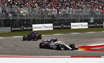 H Alfa Romeo Sauber F1 Team εκκίνησε στο Grand Prix των Ηνωμένων Πολιτειών της Αμερικής με στόχο τους βαθμούς καθώς ο Charles Leclerc εκκινούσε από την 9η θέση και ο Marcus Ericsson από την 17η. Παραταύτα μια σύγκρουση στον πρώτο γύρο οριοθέτησε τον αγώνα του Charles Leclerc καθώς το μονοθέσιο του υπέστη ζημιά. Η ομάδα αναγκάστηκε να τον καλέσει αμέσως στα πιτ όπου τοποθετήθηκαν φρέσκα ελαστικά και νέο ρύγχος. Ο Μονεγάσκος οδηγός τα έδωσε όλα για να κλείσει τη διαφορά από τους ανταγωνιστές του που προηγούνταν, τελικά όμως οδηγήθηκε σε εγκατάλειψη λόγω της ζημιάς στο μονοθέσιο. Από την άλλη ο Marcus Ericsson είχε μια καλή εκκίνηση από την 17η θέση και ανέβηκε στο μέσο της κατάταξης κατά τη διάρκεια του αγώνα επιδεικνύοντας σταθερή απόδοση. Ο Σουηδός οδηγός έκανε πολύ καλή δουλειά στη διαχείριση των ελαστικών και στη διατήρηση σταθερού ρυθμού. Κατάφερε τελικά να τερματίσει 12ος σε μια πίστα που συγκαταλέγεται στις αγαπημένες του. Καθώς μετά τον αγώνα αποκλείστηκαν από τα αποτελέσματα δυο οδηγοί, ο Marcus Ericsson κατετάγη τελικά 10ος προσθέτοντας έτσι ένα βαθμό στην συγκομιδή της ομάδας. Η Alfa Romeo Sauber F1 Team βρίσκεται στην 9η θέση του Πρωταθλήματος Κατασκευαστών. Ο Charles Leclerc στην 15η θέση του πρωταθλήματος οδηγών (21 βαθμοί) και ο Marcus Ericsson στην 17η θέση (7 βαθμοί). Marcus Ericsson (μονοθέσιο Νο 9): C37 (Chassis 03/Ferrari) Αποτέλεσμα: 10ος. Εκκίνησε με τη μαλακή γόμα και μετά από 30 γύρους έβαλε την πολύ μαλακή γόμα. «Ήταν ένας αξιοπρεπής αγώνας για μένα. Η εκκίνηση με την πιο σκληρή γόμα ήταν δύσκολη και δεν ήταν απλό να πιέσω τους ανταγωνιστές μου. Παραταύτα κατάφερα να κερδίσω θέσεις στην κατάταξη βήμα - βήμα, ήταν μια καλή προσπάθεια. Στόχος μου παραμένει να κερδίζω βαθμούς οπότε δεν είμαι ευχαριστημένος από το αρχικό αποτέλεσμα που με έφερε στην 12η θέση. Η απόδοσή μας αυτό το Σαββατοκύριακο ήταν σταθερή και ανυπομονώ για την επόμενη ευκαιρία στην πόλη του Μεξικό.» Charles Leclerc (μονοθέσιο Νο 16): C37 (Chassis 02/Ferrari) Αποτέλεσμα: Εγκατέλειψε. Εκκίνησε με την πάρα πολύ μαλακή γόμα, στον 1ο γύρο έβαλε τη μαλακή γόμα «Είναι απογοητευτικό να βγαίνεις από τον αγώνα με τέτοιο τρόπο. Ήταν ξεκάθαρο ότι υπήρχε η δυναμική για να πετύχουμε ένα καλό αποτέλεσμα ειδικά καθότι εκκινούσα από την 9η θέση. Μετά το συμβάν στον πρώτο γύρο το μονοθέσιο είχε αρκετή ζημιά. Δεν μπορούσαμε να το πιέσουμε ώστε να έχουμε την απόδοση που θα μας επέτρεπε να είμαστε ανταγωνιστικοί στον αγώνα. Αυτό παρότι άλλαξα ελαστικά και ρύγχος μετά τη σύγκρουση. Εν τέλει υποχρεώθηκα σε πρόωρη εγκατάλειψη, τι κρίμα. Η απόδοση μας αυτό το Σαββατοκύριακο ήταν δυνατή, θα το κρατήσουμε αυτό για το Μεξικό.» Frédéric Vasseur, Επικεφαλής Ομάδας: «Ήταν ένας ακόμη σκληρός αγώνας για τον Charles. Εκκίνησε σπουδαία και έδωσε μάχη για θέσεις. Δυστυχώς παρασύρθηκε από ένα συμβάν στον πρώτο γύρο και χτυπήθηκε από έναν ανταγωνιστή, αυτό προκάλεσε ζημιά στο μονοθέσιο. Μπήκε στα πιτ για αλλαγή ελαστικών και τοποθετήσαμε νέο ρύγχος στο μονοθέσιο. Παραταύτα υποχρεώθηκε σε εγκατάλειψη γιατί υπήρχε εκτεταμένη ζημιά στο μονοθέσιό του. Ο Marcus είχε έναν καλό αγώνα. Μετά από μια δύσκολη περίοδο κατατακτήριων δοκιμών εκκίνησε από τις πίσω θέσεις. Είχε σταθερή απόδοση και κατάφερε να κερδίσει θέσεις. Τερμάτισε τελικά 12ος αλλά βρέθηκε στην 10η θέση της τελικής κατάταξης καθώς δυο μονοθέσια μπροστά του, μηδενίστηκαν. Ο ρυθμός και τον δυο οδηγών ήταν καλός, επίσης αμφότεροι έκαναν ότι καλύτερο μπορούσαν αντιμετωπίζοντας δύσκολες καταστάσεις. Οδεύουμε προς το Μεξικό με θετική ενέργεια και θα δώσουμε μάχη για ένα καλό αποτέλεσμα το ερχόμενο Σαββατοκύριακο.»