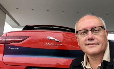 πρεμιέρα της Jaguar I-PACE! Το πρώτο ηλεκτρικό SUV της Jaguar, η εντυπωσιακή I-PACE έκανε την πρώτη της γνωριμία με το ελληνικό αυτοκινητιστικό κοινό σε ένα μοναδικό event στον χώρο του Sofitel Athens Airport την Παρασκευή 28/9. Οι προσκεκλημένοι, διακεκριμένα στελέχη Ελληνικών και Πολυεθνικών Επιχειρήσεων και Στελέχη των Εταιρειών Διαχείρισης Στόλων Αυτοκινήτων είχαν την ευκαιρία να παρακολουθήσουν μια πλήρη παρουσίαση του νέου μοντέλου, αλλά και να το οδηγήσουν, διαπιστώνοντας στην πράξη ότι η νέα Jaguar I-PACE συνδυάζει ιδανικά την τεχνολογία αιχμής, την εντυπωσιακή αυτονομία, τις κορυφαίες επιδόσεις και τη σχεδιαστική τελειότητα!