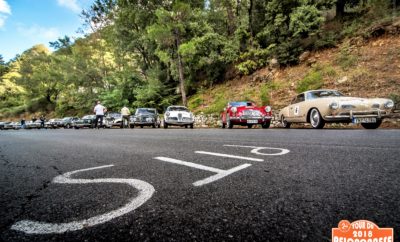Το ΣΜΑ ΤΡΙΣΚΕΛΙΟΝ διοργανώνει για 6η συνεχή χρονιά στην Πελοπόννησο τον αγώνα Ιστορικών Αυτοκινήτων με την ονομασία «Tour du Peloponnese» το διάστημα 30 Σεπτεμβρίου έως 6 Οκτωβρίου 2019. Το Tour du Peloponnese, είναι ένας αγώνας Regularity που προσφέρει στους λάτρεις το κλασσικού αυτοκινήτου μια οδηγική πανδαισία 1500 χιλιομέτρων, εξαιρετικών Πελοποννησιακών διαδρομών και την ευκαιρία να επισκεφθούν μερικές από τις πιο όμορφες περιοχές της Ελλάδας. Το αγωνιστικό σκέλος αναμένεται με μεγάλο ενδιαφέρον αφού το ΤΡΙΣΚΕΛΙΟΝ έχει καθιερωθεί διεθνώς για την επιλογή ποιοτικών διαδρομών και την άρτια διοργάνωση που περιλαμβάνει απο οδική βοήθεια στην περίπτωση απροόπτου και online υπηρεσίες αποτελεσμάτων. Με 50 και πλέον, κυρίως διεθνή αλλά και ελληνικά πληρώματα να έχουν δηλώσει ήδη συμμετοχή οι «μάχες» στις ειδικές διαδρομές αναμένονται «επικές». Οι προετοιμασίες της Οργανωτικής Επιτροπής του Tour du Peloponnese εντείνονται καθώς πλέον απομένουν σχεδόν 180 ημέρες για την εκκίνηση του μεγαλύτερου διεθνούς event ιστορικού αυτοκινήτου της Ελλάδας σε συμμετοχές, διάρκεια, αποστάσεις και αριθμό ειδικών διαδρομών! Η ενημέρωση των ξένων πληρωμάτων θα γίνει την πρώτη ημέρα της διοργάνωσης, Κυριακή 29 Σεπτεμβρίου, στο ξενοδοχείο Grecotel Olympia Riviera Thalasso στα Λουτρά Κυλλήνης. Η πανηγυρική εκκίνηση θα λάβει χώρα στην Αρχαία Ολυμπία τη Δευτέρα 30 Σεπτεμβρίου στις 12.00 με τους συμμετέχοντες να κατευθύνονται προς τον ναό του Επικούριου Απόλλωνος και τη Καλαμάτα αγωνιζόμενοι σε 5 ειδικές διαδρομές. Θα έχει προηγηθεί πρωινή ξενάγηση των συμμετεχόντων στον αρχαιολογικό χώρο και στάδιο των πρώτων Ολυμπιακών αγώνων. Την Τρίτη 1 Οκτωβρίου, η αδρεναλίνη ανεβαίνει. περιλαμβάνοντας ειδικές διαδρομές με κατεύθυνση προς Μάνι για ανασυγκρότηση και τελικό προορισμό το Βαθύ. Περιλαμβάνονται 5 ακόμη ειδικές διαδρομές μέσα στα υπέροχα τοπία της Μανης. Τη Τετάρτη 2 Οκτωβρίου, τα πληρώματα θα διασχίσουν τη μέσα Μάνη με κατεύθυνση τη παραδοσιακή κοινότητα των Πλύτρων και τελικό προορισμό τη Μονεμβασιά. Το αγωνιστικό σκέλος περιλαμβάνει ακόμη 5 ειδικές διαδρομές με τους αγωνιζόμενους να απολαμβάνουν μερικές από τις ωραιότερες ορεινές και παραθαλάσσιες διαδρομές της Ελλάδας. Τη Πέμπτη 3 Οκτωβρίου, το πρόγραμμα περιλαμβάνει τοπία άγριας φυσικής ομορφιάς. Ιέρακος, Κυπαρίσσι, Πούλιθρα με τελικό Προορισμό το Μυστρά μετά από 5 ειδικές δοκιμασίες Ακριβείας. Τη Παρασκευή 4 Οκτωβρίου, οι διεκδικητές του τροπαίου θα λάβουν μέρος σε ακόμη 5 ειδικές διαδρομές προς Αρκαδία με τελικό προορισμό το Ναύπλιο ενώ το βράδυ η περιβόητη πλέον νυχτερινή ειδική δοκιμασία θα κρίνει και τον νικητή. Το Σάββατο 5 Οκτωβρίου, κατευθυνόμαστε προς Αθήνα ενώ το βράδυ θα πραγματοποιηθεί η τελετή απονομής των επάθλων στους νικητές στο Ναυτικό Όμιλο Πειραιά, Η έβδομη και τελευταία ημέρα της διοργάνωσης, είναι ημέρα αναχώρησης των ξένων πληρωμάτων.΄ Για περισσότερες πληροφορίες επισκεφθείτε τις σελίδες μας, www.triskelion.gr και www.tourdupeloponnese.com