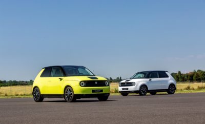 • Το Honda e θέτει νέα πρότυπα στις αστικές μετακινήσεις μηδενικών ρύπων • Ισχυρό, υψηλόροπο μοτέρ για μία ευχάριστη και άνετη εμπειρία ταξιδιού • Σύστημα πίσω κίνησης και προηγμένη τεχνολογία ηλεκτροκίνησης Honda εξασφαλίζουν άριστη συμπεριφορά στο δρόμο • Κρατήσεις για παραγγελία κατά προτεραιότητα ξεκίνησαν σε ορισμένες αγορές Το νέο Honda e έχει σχεδιαστεί για να προσφέρει την τέλεια οδηγική εμπειρία σε αστικά περιβάλλοντα. Με ένα ασυναγώνιστο μίγμα άμεσης απόκρισης, απόδοσης και επιδόσεων, η επόμενη γενιά ηλεκτρικού αυτοκινήτου της Honda υπόσχεται απαράμιλλη οδηγική απόλαυση και πρακτικότητα στην κατηγορία μικρών ηλεκτρικών οχημάτων. Το Honda e εφοδιάζεται με έναν ισχυρό ηλεκτροκινητήρα, που αποδίδει περίπου 150PS (110 kW) και εντυπωσιακή ροπή πάνω από 300Nm. Η μπαταρία 35,5kWh του Honda e είναι η πιο συμπαγής στην κατηγορία και συνεισφέρει στο συνδυασμό χαμηλού βάρους, ικανότητας ταχείας φόρτισης στο 80% σε 30 λεπτά και αυτονομίας πάνω από 200km - ιδανικό για τις καθημερινές μετακινήσεις στη πόλη. Οι μηχανικοί της Honda έδωσαν ιδιαίτερη προσοχή στην αναβάθμιση της δυναμικής συμπεριφοράς υπέρ μιας απολαυστικής και συναρπαστικής οδηγικής εμπειρίας. Καθώς η μπαταρία τοποθετείται χαμηλά, κάτω από το δάπεδο, το κέντρο βάρους του αυτοκινήτου απέχει περίπου 50cm από το έδαφος. Με κατανομή βάρους 50:50, ένα φαρδύ αλλά συμπαγές αμάξωμα και κοντούς προβόλους μπροστά και πίσω, το Honda e προσφέρει μία βέλτιστη ισορροπία ευστάθειας και οδικής συμπεριφοράς στη μικρή κατηγορία ηλεκτρικών οχημάτων. Ενισχύοντας τον σπορ χαρακτήρα του, η ροπή μεταφέρεται στους πίσω τροχούς, που βελτιώνει την ακρίβεια διεύθυνσης για τους εμπρός τροχούς. Η ακτίνα στροφής είναι περίπου 4,3, κάτι που εξασφαλίζει στο Honda e εξαιρετική ευελιξία στους μικρούς δρόμους των πόλεων. Το χαμηλό κέντρο βάρους και η οδηγική σταθερότητα του Honda e επιτρέπει τη διαχείριση των κλίσεων του αμαξώματος χωρίς σκληρές αναρτήσεις, που μεταφράζεται σε εξαιρετική συμπεριφορά στις γρήγορες αλλαγές λωρίδων. Οι μηχανικοί της Honda ακολούθησαν πρότυπα ποιότητας κύλισης μεγαλύτερων κατηγοριών, χρησιμοποιώντας ανεξάρτητη σχεδίαση γονάτων McPherson και στους τέσσερις τροχούς, ώστε όλοι οι επιβάτες να απολαμβάνουν υψηλά επίπεδα άνεσης στο ταξίδι. Το Honda e θα προφέρει επίσης Single Pedal Control, που επιτρέπει στον οδηγό να επιταχύνει και να επιβραδύνει το όχημα χρησιμοποιώντας μόνο το πεντάλ του γκαζιού. Με το πεντάλ του γκαζιού πατημένο, το όχημα επιταχύνει κανονικά. Αφήνοντας ο οδηγός το πεντάλ, ενεργοποιείται αυτόματα η αναγεννητική πέδηση και το αυτοκίνητο επιβραδύνει. Το Single Pedal Control βελτιώνει την απόδοση σε συνθήκες πόλης και περιορίζει την ανάγκη χρήσης πολλαπλών πεντάλ, με αποτέλεσμα η οδήγηση να γίνεται πιο συναρπαστική, με συνεχή ροή και μέγιστο έλεγχο από τον οδηγό. Τα υψηλής αντοχής υλικά που χρησιμοποιούνται στη δομή του αυτοκινήτου συμβάλλουν στη δομική ακαμψία και παράλληλα μειώνουν το βάρος. Το ελαφρύ πλαίσιο αποτελεί την ιδανική πλατφόρμα για ρυθμίσεις της ανάρτησης και του συστήματος διεύθυνσης με στόχο μία δυναμική οδηγική εμπειρία. Ο δυναμικός χαρακτήρας του Honda e αναδεικνύεται περαιτέρω με το 'Sport Mode', το οποίο αυξάνει τις επιδόσεις με ταχύτερη απόκριση στο γκάζι. Το Honda e είναι σχεδιασμένο για να ικανοποιεί τις απαιτήσεις του σύγχρονου τρόπου ζωής. Πετυχαίνει ένα μοναδικό συνδυασμό ξεχωριστής σχεδίασης, προηγμένης λειτουργικότητας και σπορ δυναμικής συμπεριφοράς, και θεωρείται ιδανικός εκπρόσωπος αυτοκινήτου πόλης. Το νέο συμπαγές ηλεκτρικό αυτοκίνητο της Honda αποτελεί τμήμα της στρατηγικής της μάρκας να προσφέρει συστήματα ηλεκτροκίνησης για όλα τα μοντέλα της που κυκλοφορούν στην Ευρωπαϊκή ήπειρο μέχρι το 2025. Η έκδοση παραγωγής του Honda e θα αποκαλυφθεί αργότερα μέσα στη χρονιά, και οι πελάτες μπορούν να κάνουν κράτηση για παραγγελία κατά προτεραιότητα online