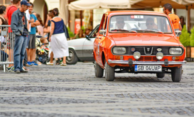 3 (GRE) VELANIS Vasilis (ROU) OTANCEALA Laura Daimler-Benz Mercedes 230 SL (1963) 7 (GRE) VASILOPOULOS Petros (GRE) NARLI Ismini Ford Escort MK1 (1969) 11 (GRE) KALOGERAS Dimitrios (GRE) KALOGERAS Ioannis Alfa Romeo GT 1300 JUNIOR (1972) 14 (GRE) VAGELIS Rallis (GRE) - - Volvo 244 (1973) 15 (GRE) ALEVIZOPOULOS George (GRE) KALOGERAS Nikos Fiat 128 Rally 1.3 (1974) 17 (GRE) DOUROS Anastasios (GRE) IATRIDIS Ioulios Leyland Mini 1000 (1975) 19 (GRE) KATOCHIANOS Gerasimos (GRE) KOTZIAS Alexandros Ford Escort (1975)