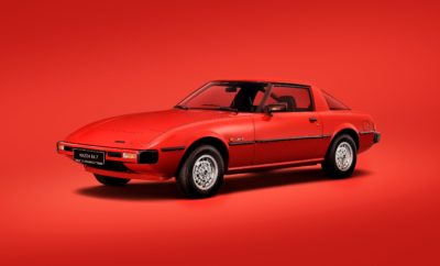 Mazda RX-7: Επαναπροσδιορίζοντας την οδηγική απόλαυση μέσω του περιστροφικού κινητήρα